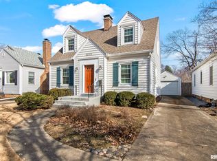 2016 S Whittier Ave, Springfield, IL 62704