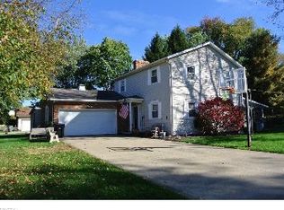 11814 Meadowlane Ave NW, Uniontown, OH 44685