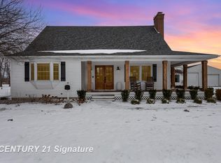 4644 Curve Rd, Freeland, MI 48623