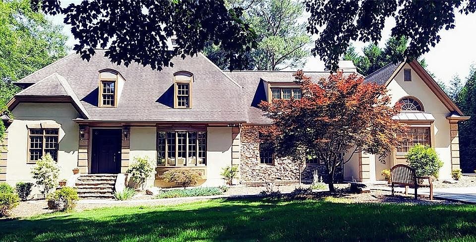 2nd image of 98 Mount Paran Rd NW