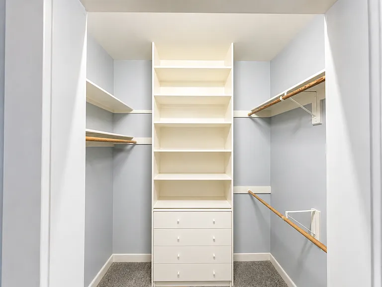 7204 Elizabeth Dr — Photo 14
