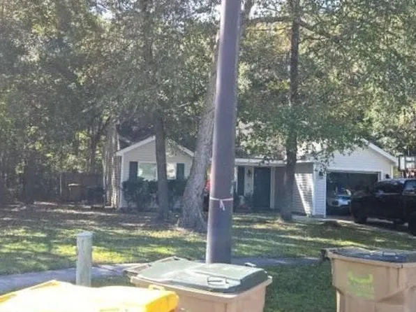 126 Sand Pine Ct, Springfield, GA 31329