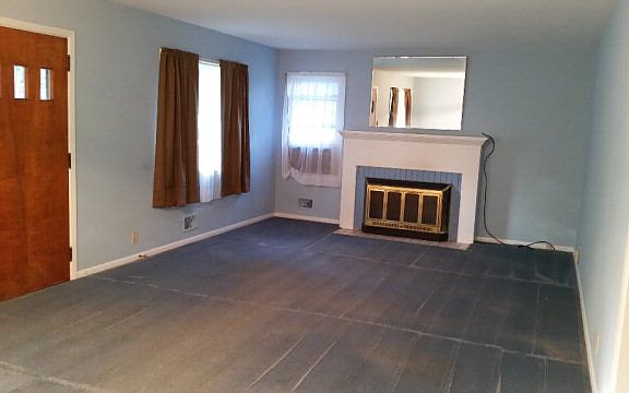 5th image of 919 S Heltman Ave