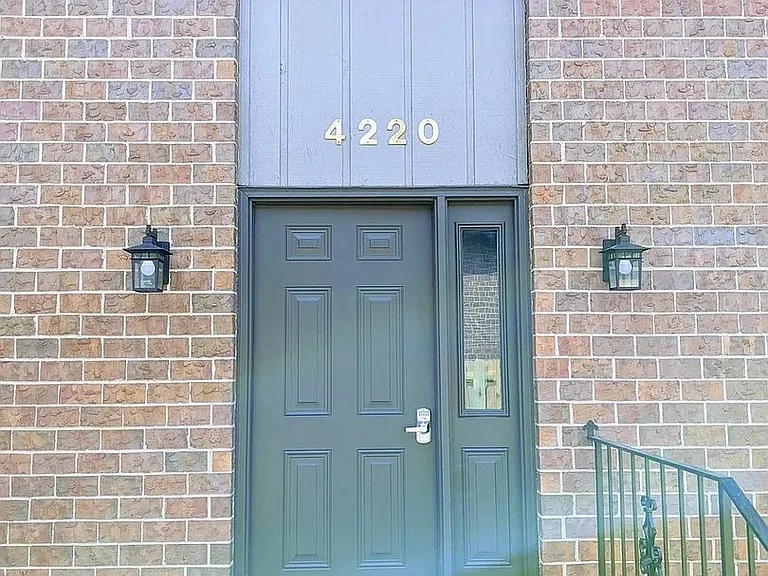 4220 Huntington Ave #1-4 — Photo 1