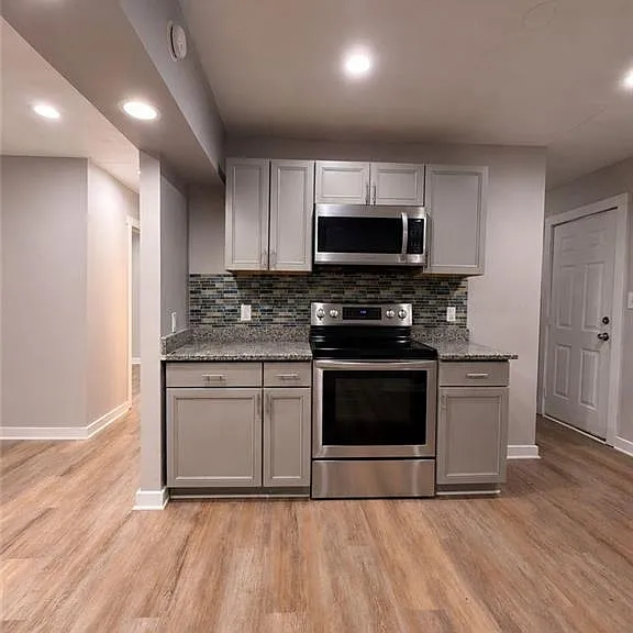 657 Robert E Lee Pkwy — Photo 4