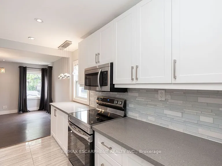 57 Division St — Photo 11