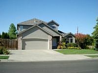 1st image of 827 SE 54th Ave