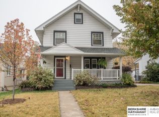 2217 S 32nd Ave, Omaha, NE 68105