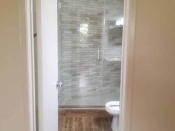 5th image of 1327 12th St #4