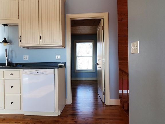 Kitchen and bedroom entrance