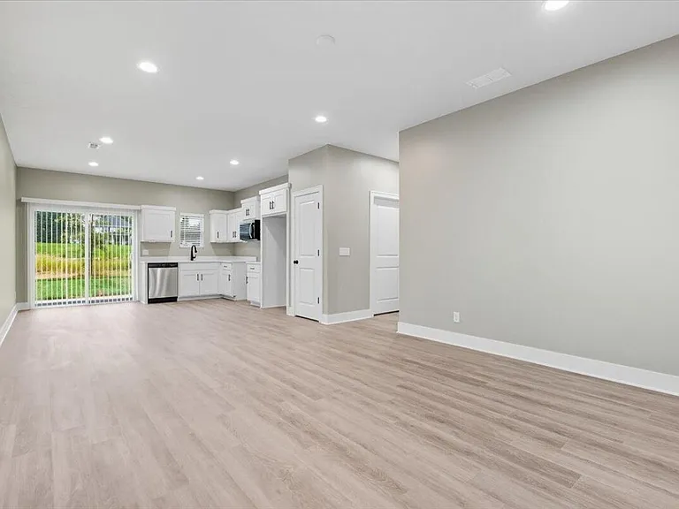 23082 Cayuse St — Photo 6