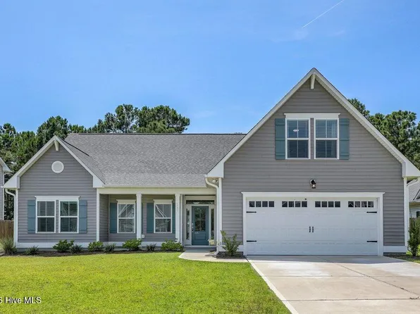 262 W Weatherbee Way, Hampstead, NC 28443