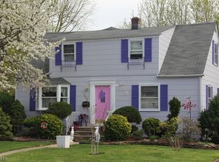 237 Greenbrook Rd, North Plainfield, NJ 07060