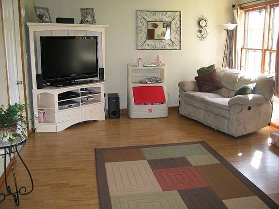 3rd image of 1101 Lowland Cottage Ln