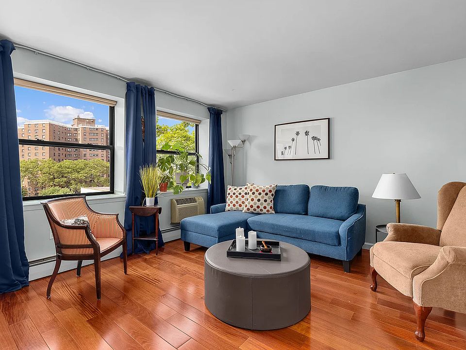 1st image of 130 Lenox Ave APT 527