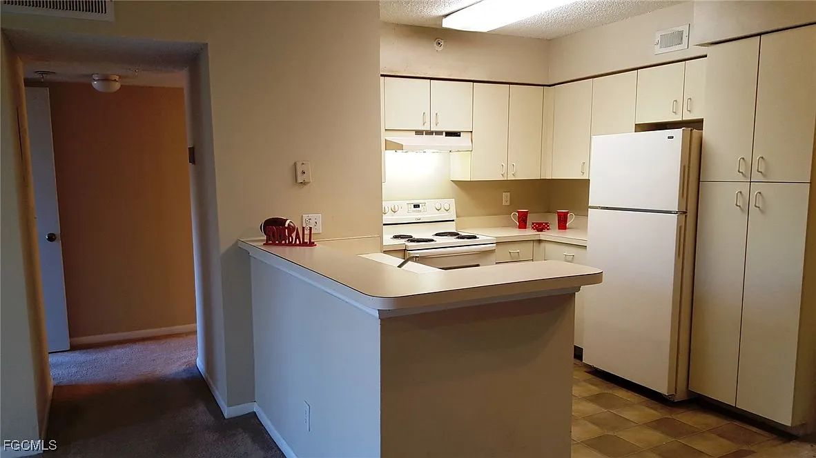 13521 Eagle Ridge Dr — Photo 4