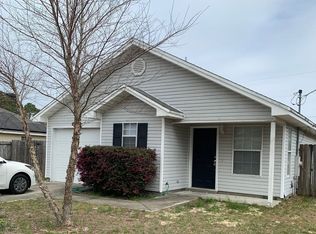 479 Sara Ave, Mary Esther, FL 32569