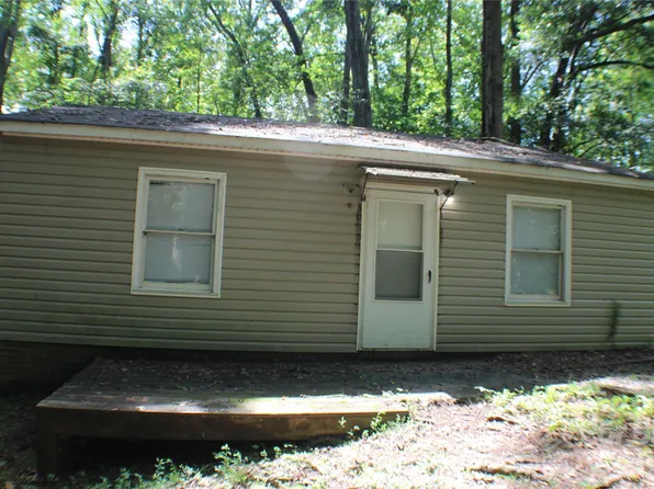6804 Glover Ln, Stanley, NC 28164