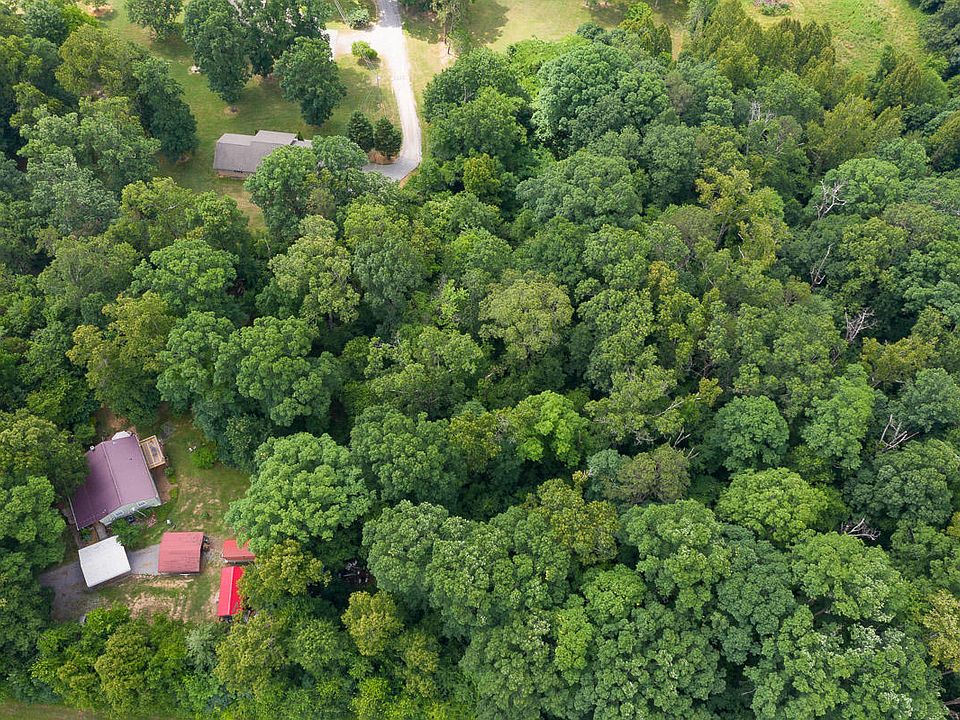 2nd image of 701-B Thomas Cir Lot 2