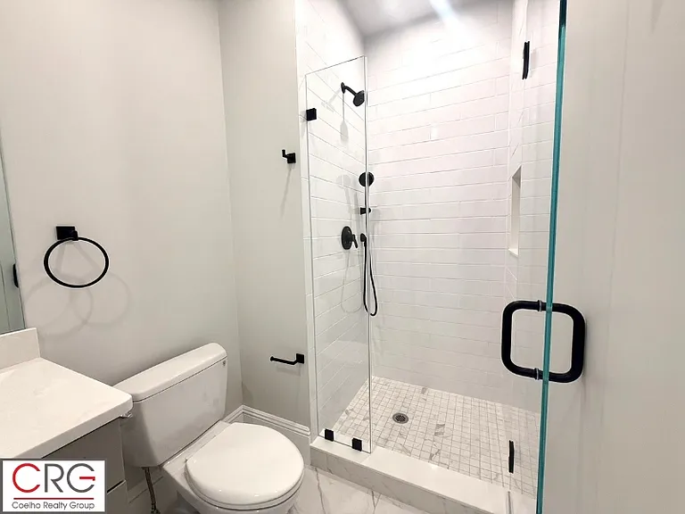 170 Webster Ave #1 — Photo 29