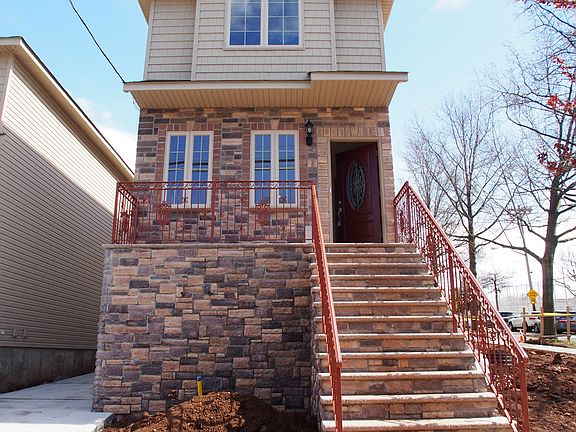 5th image of 144 Clifton Ave