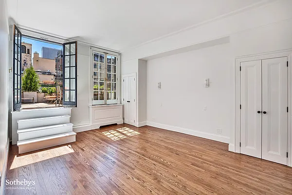 Rented by Sotheby's International Realty | media 8