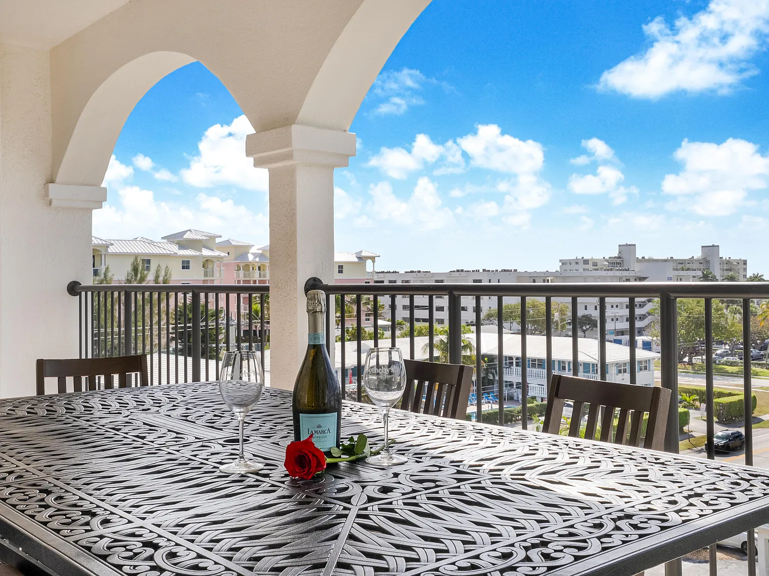 2 bed, 2.0 bath, 1610 sqft, $5,500 — Photo 1