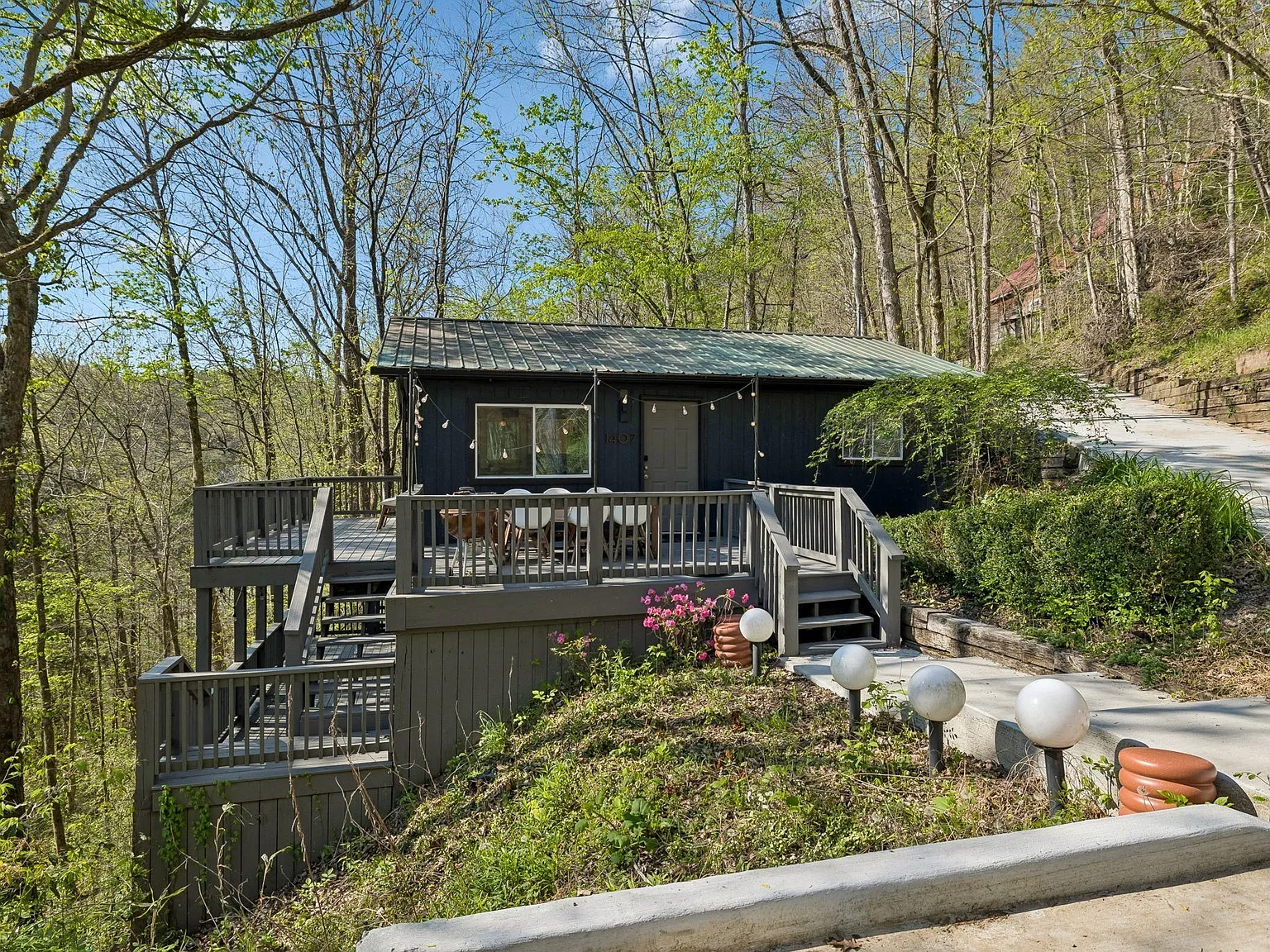 2 bed, 1.5 bath, 1175 sqft, $20,000 — Photo 2
