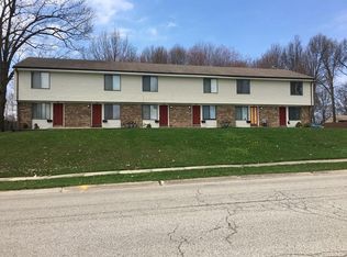2401 Echo Valley Dr, Stow, OH 44224