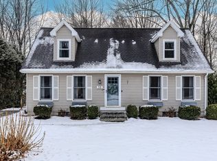 58 Dana Hl, Belchertown, MA 01007