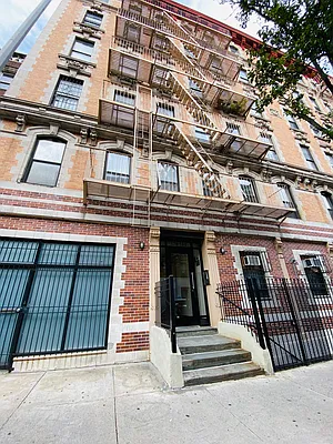 Rented by Compass | media 7