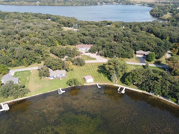 3rd image of 27322 Oak Point Rd