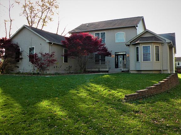 2nd image of 9864 Parrish Ave