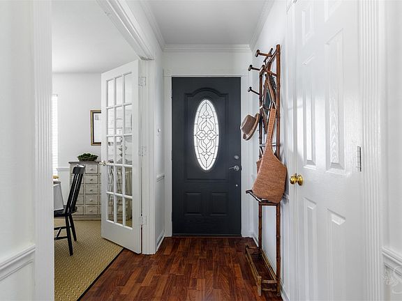 4th image of 10715 Wickersham Ln