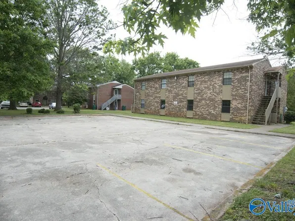 4909 Cotton Row NW, Huntsville, AL 35816