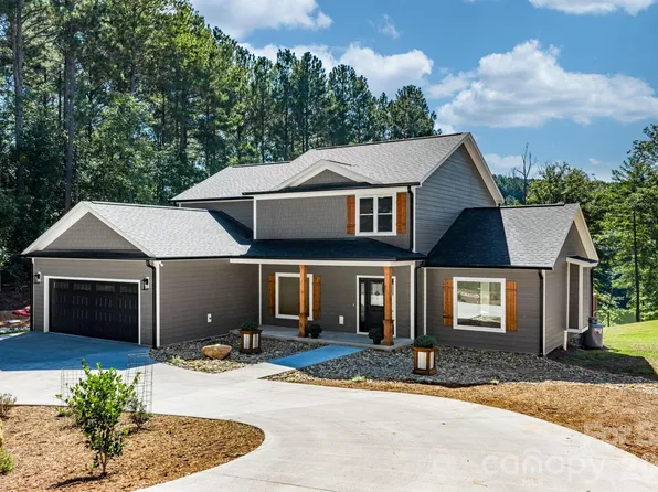 2366 W Paradise Harbor Dr, Connelly Springs, NC 28612
