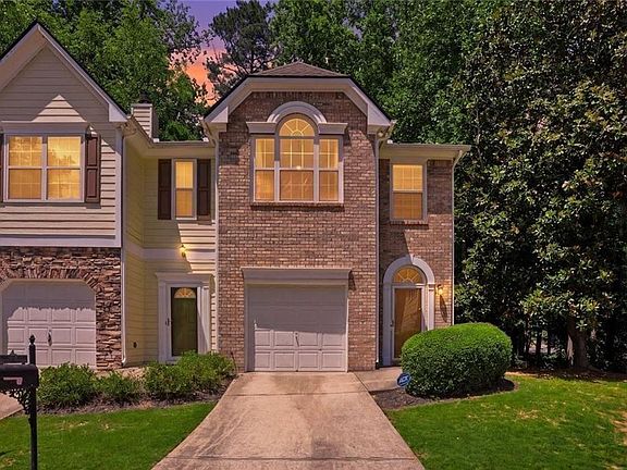 3rd image of 1605 Jackson Trace Ct NW