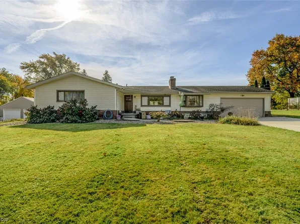 750 Norton Dr, Tallmadge, OH 44278