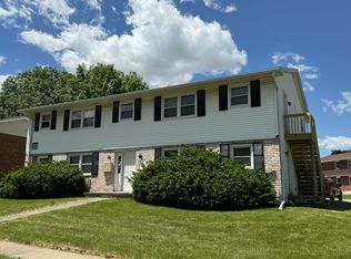 1005 Charlotte, Normal, IL 61761
