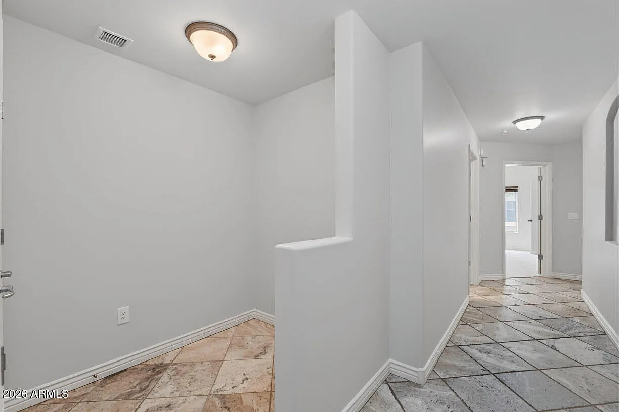 2 bed, 2.0 bath, 1468 sqft, $2,650 — Photo 2