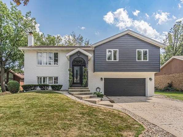 240 E Potter St, Wood Dale, IL 60191