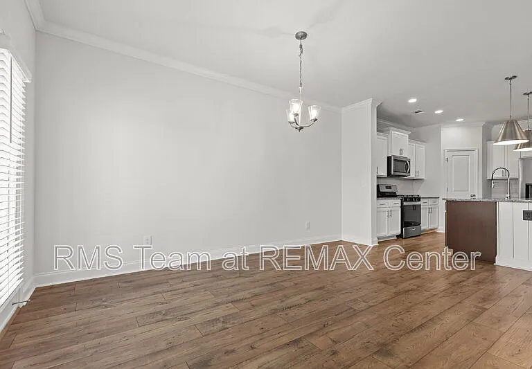 5125 Hillington Way — Photo 13