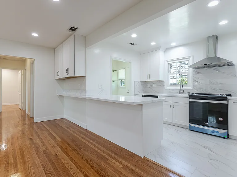 801 Elm Ave #A — Photo 4