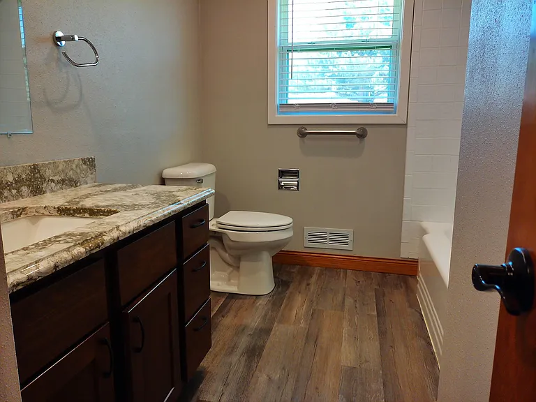 1711 Short St — Photo 14