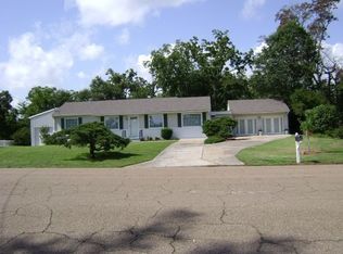 1204 Baldwin St, Summit, MS 39666