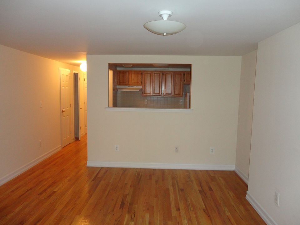 1st image of 691 Macon St #1