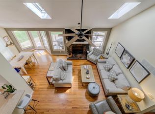 725 Kerley Ct, Ballwin, MO 63011