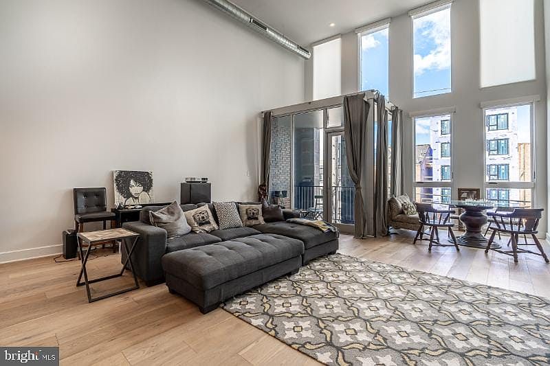 1st image of 807 N 2nd St #3
