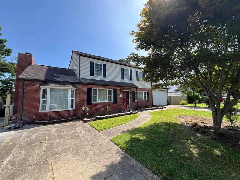 5817 N Ottawa Rd — Photo 5