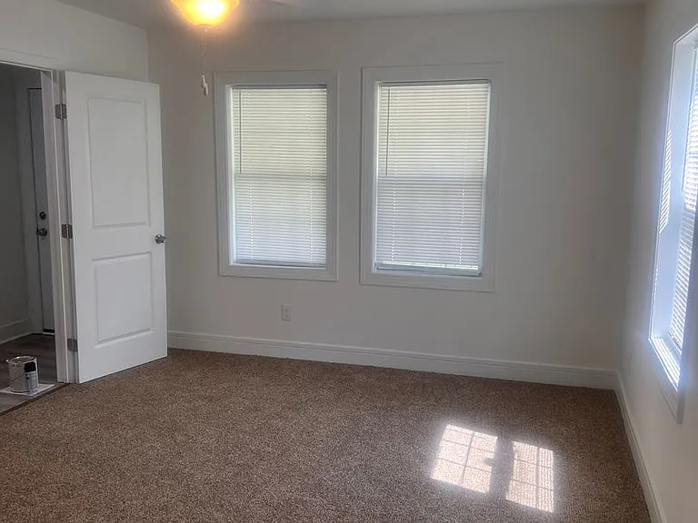 114 Jessamine St — Photo 17